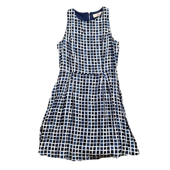 Emmelee dress, small   - Picture 1 of 10
